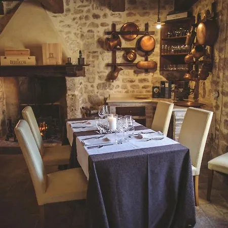 Antico Casale Urbani Country house Scheggino