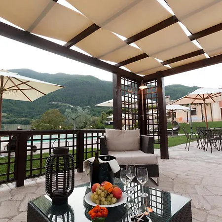 Antico Casale Urbani Country house Scheggino