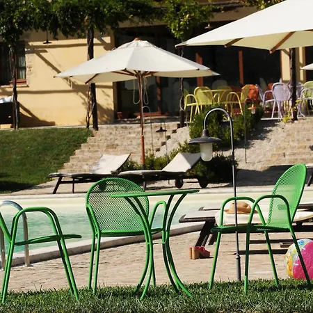 Antico Casale Urbani Country house *