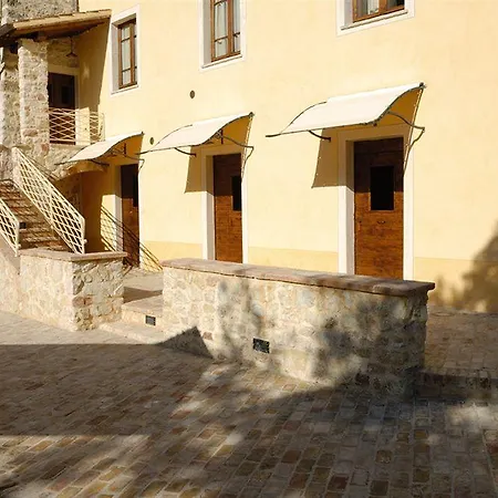 Antico Casale Urbani *