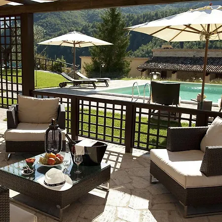 Antico Casale Urbani Country house *