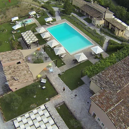 Antico Casale Urbani Country house *