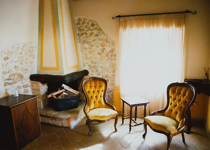 Casa di campagna Antico Casale Urbani Scheggino